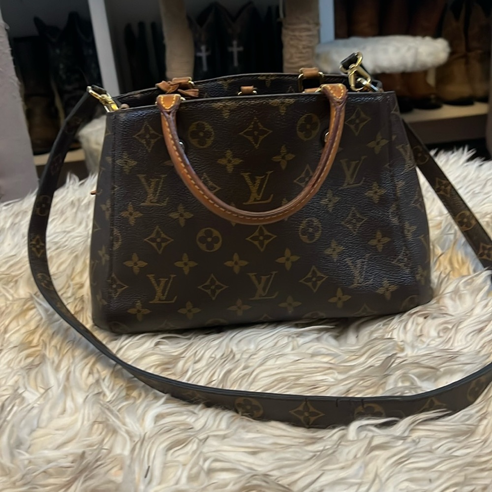 Louis Vuitton BB  Montaigne